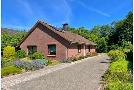 Haus zum Kaufen in Husum 328.000,00 € 109 m²
