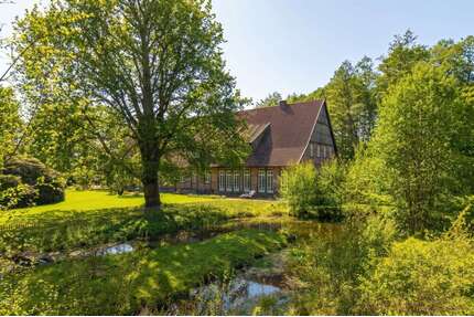 Haus zum Kaufen in Südheide-Hermannsburg OT Weesen 1.150.000,00 € 616.3 m²