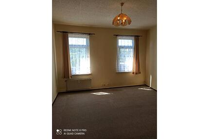 vermiete 2 -Raumwohnung - 210,00&nbsp;EUR Kaltmiete, ca.&nbsp; 37,00&nbsp;m&sup2; in Greiz (PLZ: 07973)