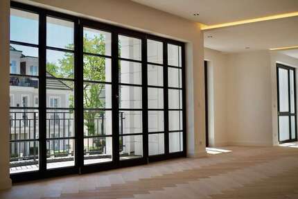 Wohnung zum Kaufen in Düsseldorf 2.310.000,00 € 159 m²