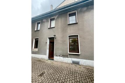 Geschmackvoll modernisierte großzügige helle 2 Zimmer Wohnung - Köln Kalk