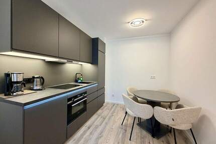 Neubau möblierte 3-Zimmer-Wohnung im Zentrum von Garmisch, als Ferienwohnung geeignet - Garmisch-Partenkirchen