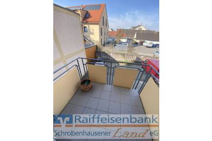 Bahnhofstr. - sanierungsbedürftige. 2-Zi-OG-wohnung mit Stellplatz auf Erbbaurechtsgrundstück - Schrobenhausen