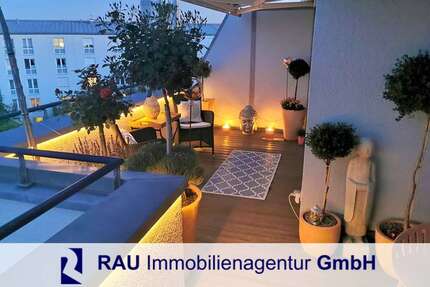 Zum Sommerbeginn: frei werdende Dachterrassen-Wohnung in Bogenhausen (Erbpacht) - München