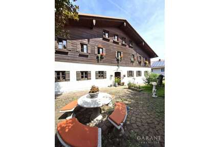 Haus zum Kaufen in Haidmühle 749.000,00 € 503 m²