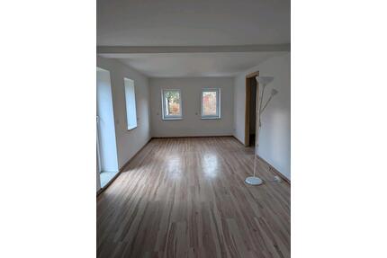 2 Zimmer Wohnung, Wildenfels, Fußbodenheizung, Garten - Zwickau Auerbach