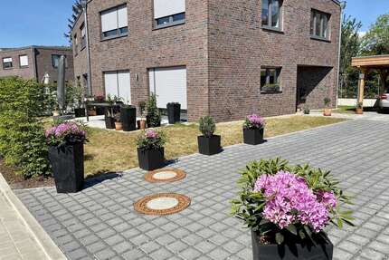 Haus zum Mieten in Neustadt 1.410,00 € 141 m²
