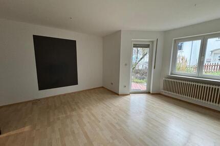 2 ZKB Erdgeschosswohnung mit Terrasse und EBK in ruihger Lage von Bad Hersfeld