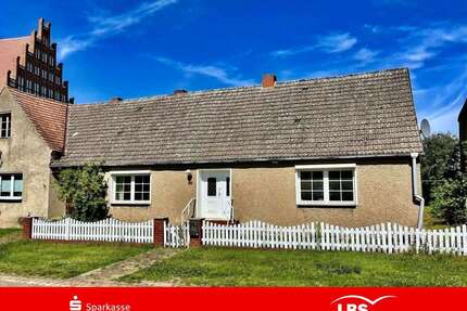 Haus zum Kaufen in Pritzwalk 64.750,00 € 100 m²