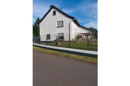 Haus auf Mietkauf - 145.000,00&nbsp;EUR Kaufpreis, ca.&nbsp; 85,00&nbsp;m&sup2; in Bausendorf (PLZ: 54538)