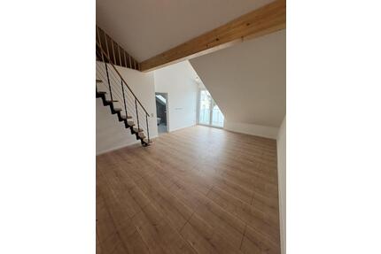 Exklusive Neubau Dachgeschossapartment - Römerberg