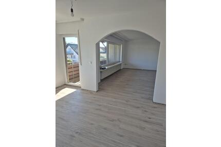 Helle 3,5 Zimmer Wohnung in Bösingfeld (Extertal)