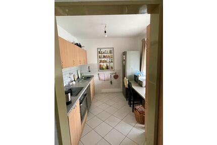 WG-Zimmer 16 m2 nur für Frauen nur für Studenten - Ohlsbach