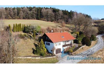 Einfamilienhaus in schöner Höhenlage von Deggendorf - Deggendorf / Breitenberg Deggenau