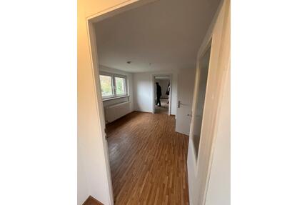 2-Zimmer-Souterrainwohnung in Derneburg - Holle