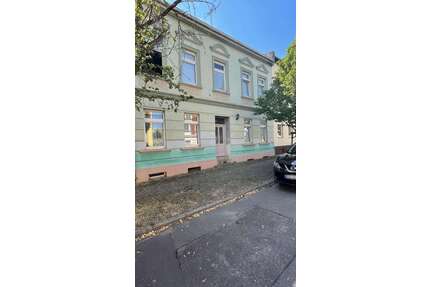 Haus zum Kaufen in Bernburg 139.500,00 € 221 m²