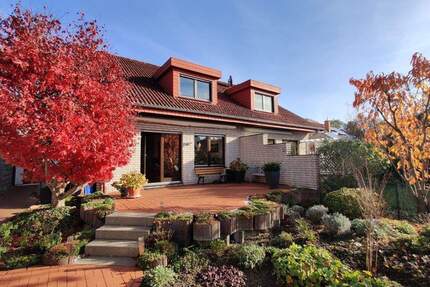 Doppelhaushälfte in beliebter Wohnlage von Bielefeld-Quelle