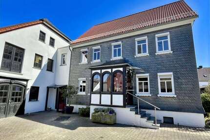 Haus zum Kaufen in Rüthen 469.000,00 € 212 m²