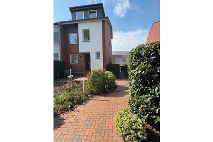 PRIVAT RIESIG REIHENENDHAUS KELLER TOP 150m2 Wfl 407 m2 Grund - Buxtehude