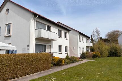 4 Zimmer Wohnung mit ausgebautem Dachboden und Balkon in Brake - Brake (Unterweser)