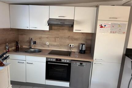 Dachgeschosswohnung - 650,00&nbsp;EUR Kaltmiete, ca.&nbsp; 80,00&nbsp;m&sup2; in Eschenburg (PLZ: 35713)