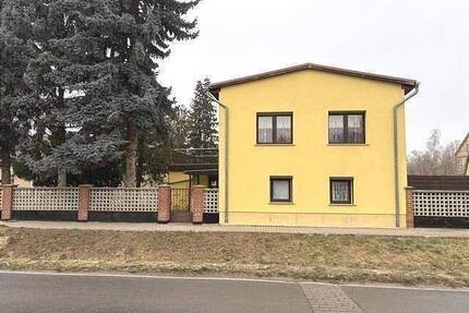Saniertes EFH in Göhrendorf - 95.000,00&nbsp;EUR Kaufpreis, ca.&nbsp; 130,00&nbsp;m&sup2;&nbsp;Wohnfl&auml;che in Nemsdorf-Göhrendorf (PLZ: 06268)