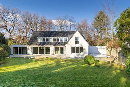 Haus zum Kaufen in Köln Hahnwald 1.950.000,00 € 330 m² - Köln / Hahnwald