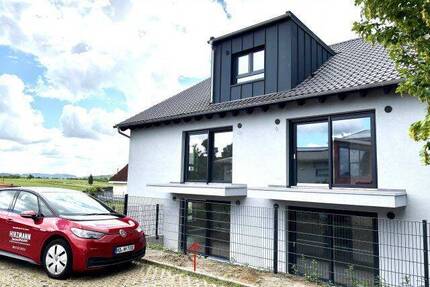 Neubau - EG-2-Zimmer, Ortsrandlage, barrierefrei mit Terrasse und 2 Stellplätzen; Erstbezug - Malsch