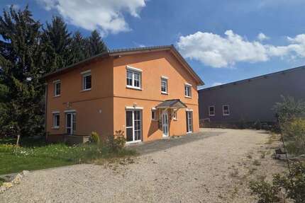 Haus zum Kaufen in Ochsenhausen 425.000,00 € 177 m²