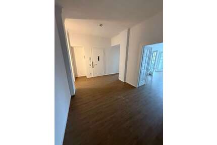Wohnung zum Mieten in Düsseldorf 1.900,00 € 99.45 m²