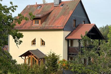 Extravagantes Zweifamilienhaus-Juwel: Premium-Revitalisierung - Schmitten im Taunus