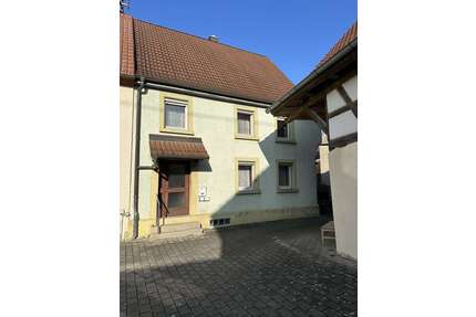 Haus zum Kaufen in Dörzbach-Hohebach 99.000,00 € 100 m²