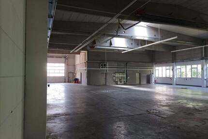 Gewerbehalle 6,50 Euro pro qm 624qm Büro 247qm zur Miete in 91126 Rednitzhembach