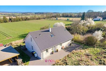 Wohnen mit Weitblick - Einfamilienhaus in Feldrandlage mit Harzpanorama - Hedeper