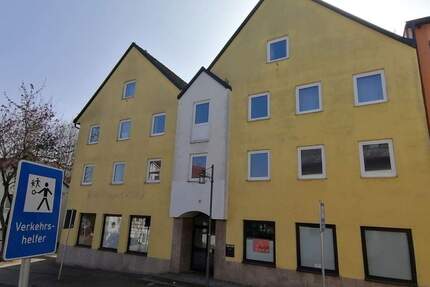 2 - Zimmerwohnung in Zentrumslage - Altfraunhofen