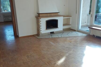 4 Zimmer Wohnung, zentrale Lage, 3 Balkone - Alfeld (Leine)