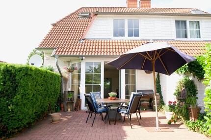 * Wunderschöne Doppelhaushälfte in Oyten direkt am See *