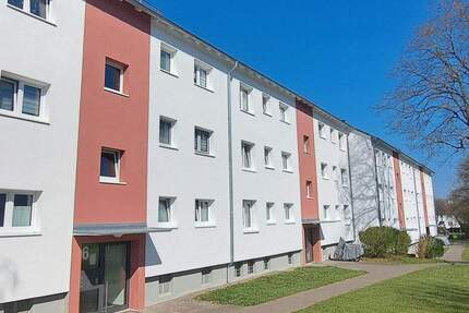Modernisierte 3-Zimmer-Wohnung im erhöhtem Erdgeschoß in Korbach