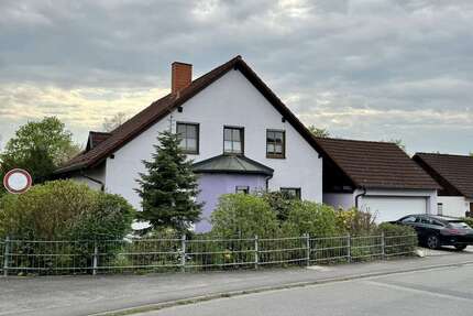 Haus zum Kaufen in Zeil am Main 369.000,00 € 171 m²