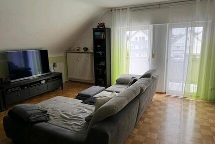 Dietzenbach Altstadt - Dachgeschoss Wohnung für 2 Personen