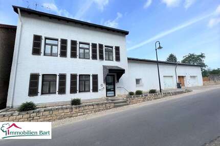 Haus zum Kaufen in Perl 449.800,00 € 310 m²