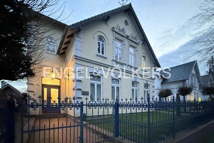 Stilvolle Altbauwohnung mit modernen Akzenten in Varel