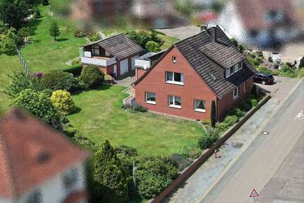 Haus zum Kaufen in Porta Westfalica 265.000,00 € 204 m²