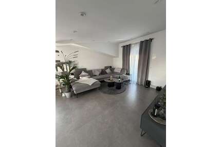 Wohnung zum Mieten in Offenbach 1.900,00 € 120.31 m²