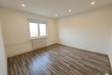 4,5 Zimmer Wohnung über 2 Etagen in Oberasbach-Altenberg