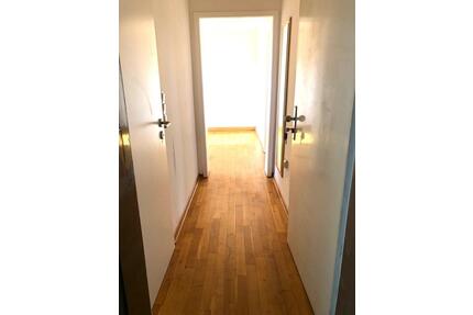 Kleine Dachgeschosswohnung mit Wohnküche - Wuppertal Gemarkung Langerfeld