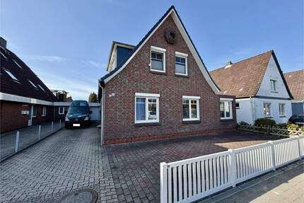 Zwei Einfamilienhäuser in begehrter Lage von Heide - ideal für Eigennutzer & Anleger