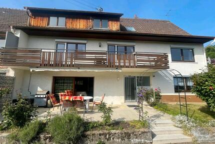 Haus mit großem Grundstück - 389.000,00&nbsp;EUR Kaufpreis, ca.&nbsp; 235,00&nbsp;m&sup2; in Horb am Neckar (PLZ: 72160)