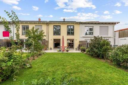 Haus zum Kaufen in Höhenkirchen-Siegertsbrunn 1.249.000,00 € 159 m²