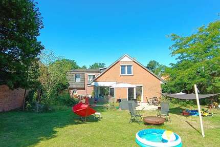 Haus zum Kaufen in Adendorf 565.000,00 € 180 m²